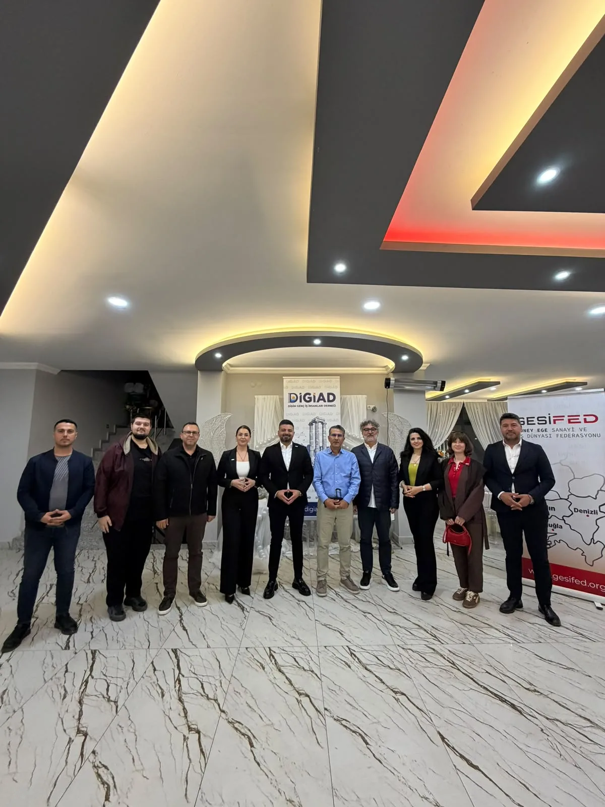 Beden Dili ve Etkili İletişim Eğitim Semineri,